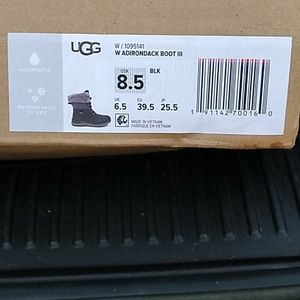 Ugg Adirondack boot III
